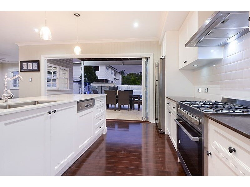 5 Harding Street, Hendra QLD 4011