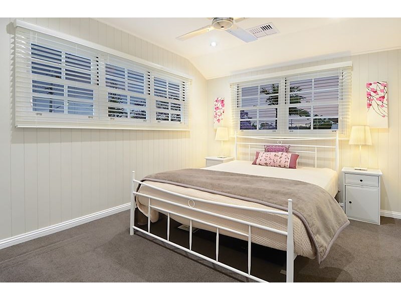 5 Harding Street, Hendra QLD 4011