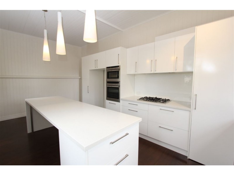 1 McGregor St, Clayfield QLD 4011