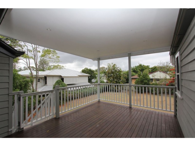 1 McGregor St, Clayfield QLD 4011