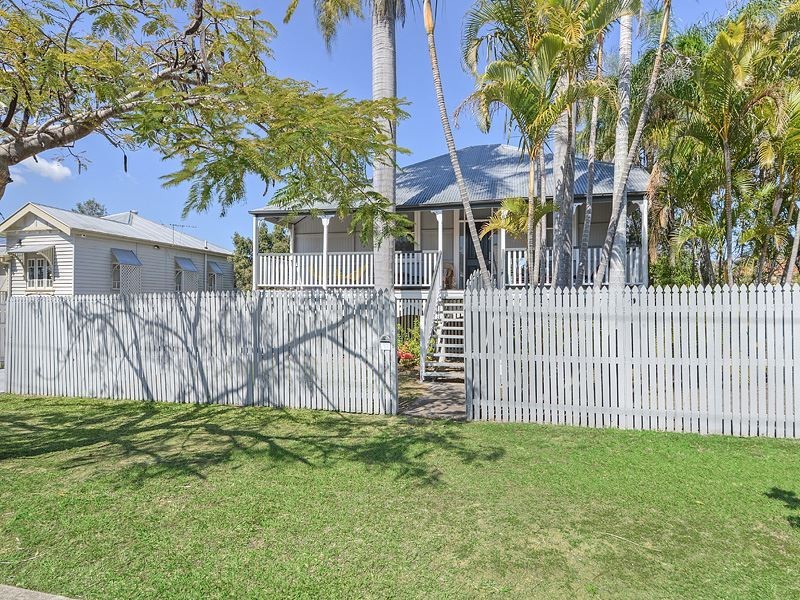 1 McGregor St, Clayfield QLD 4011