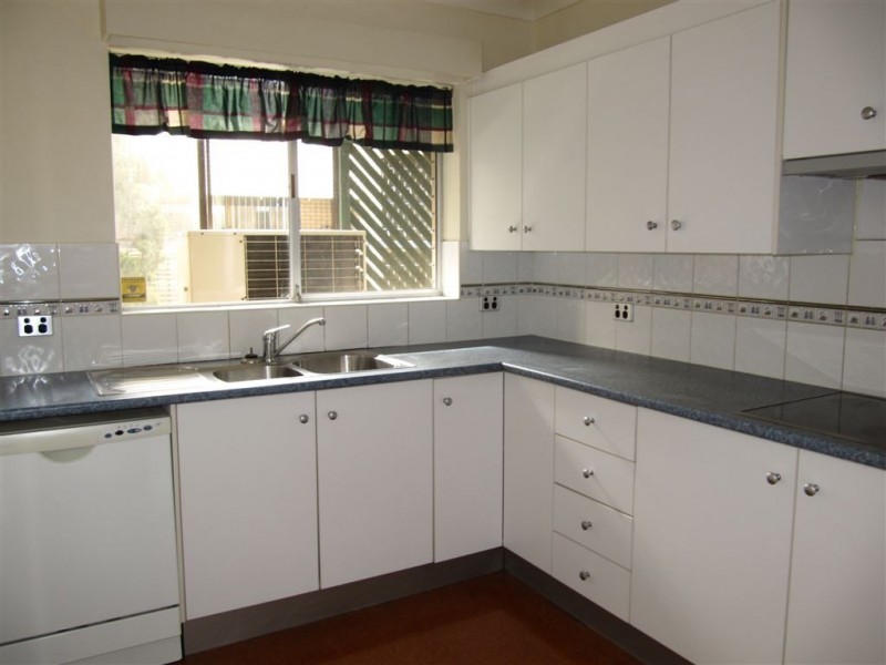 2/88 Bayview Tce, Clayfield QLD 4011