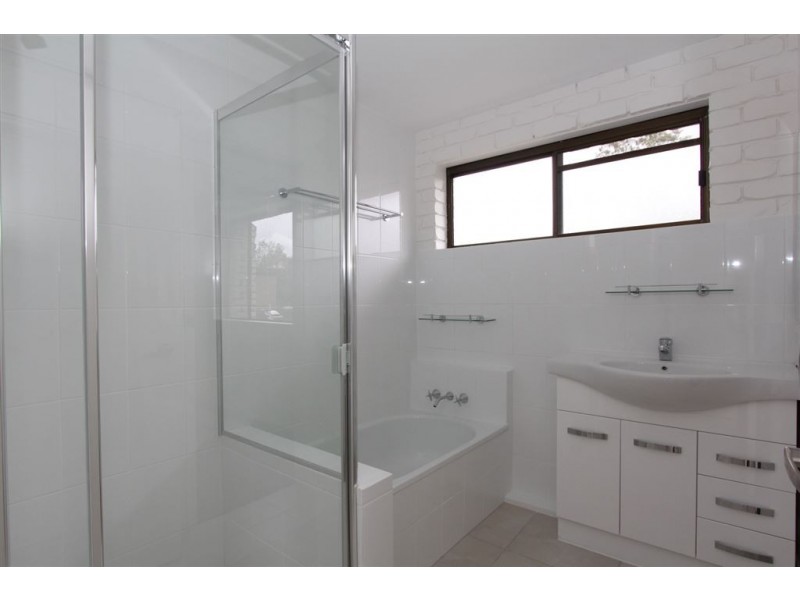 6/77 Sandford St, St Lucia QLD 4067