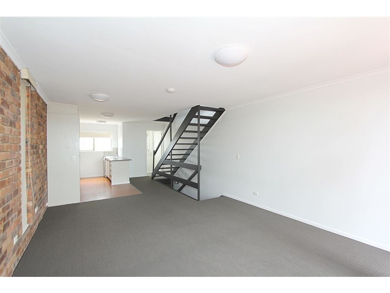 1/10 Rokeby Tce, Taringa QLD 4068