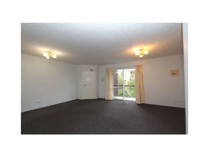 2/10 Hall St, Nundah QLD 4012