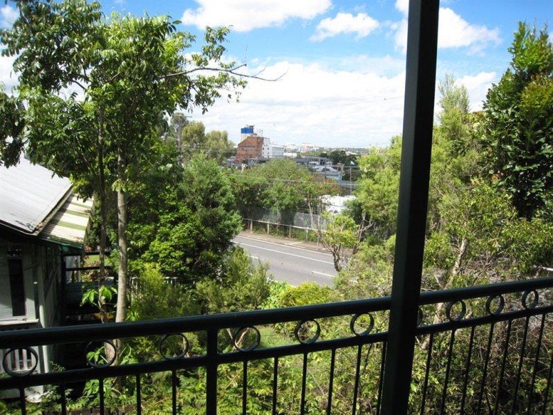 3/139 Hudson Rd, Albion QLD 4010