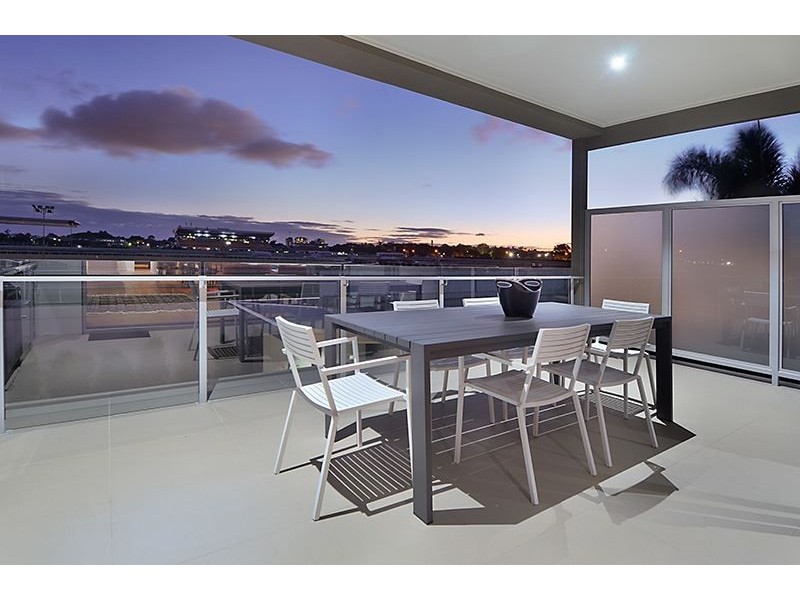 59 Raceview Avenue, Hendra QLD 4011