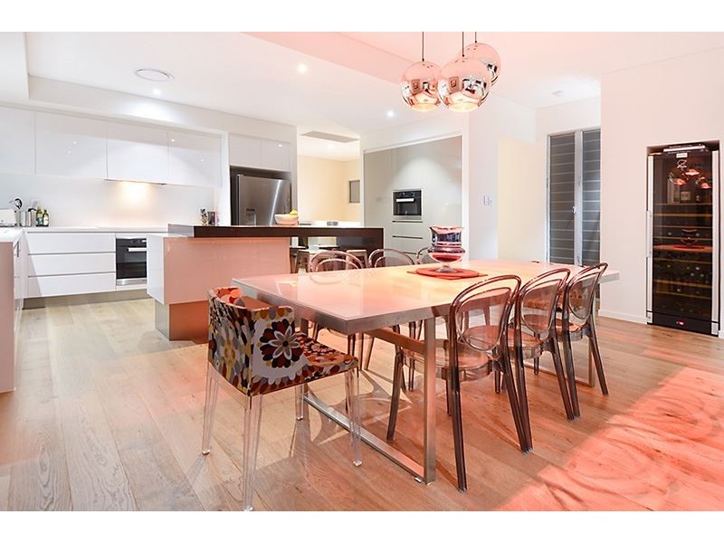 59 Raceview Avenue, Hendra QLD 4011