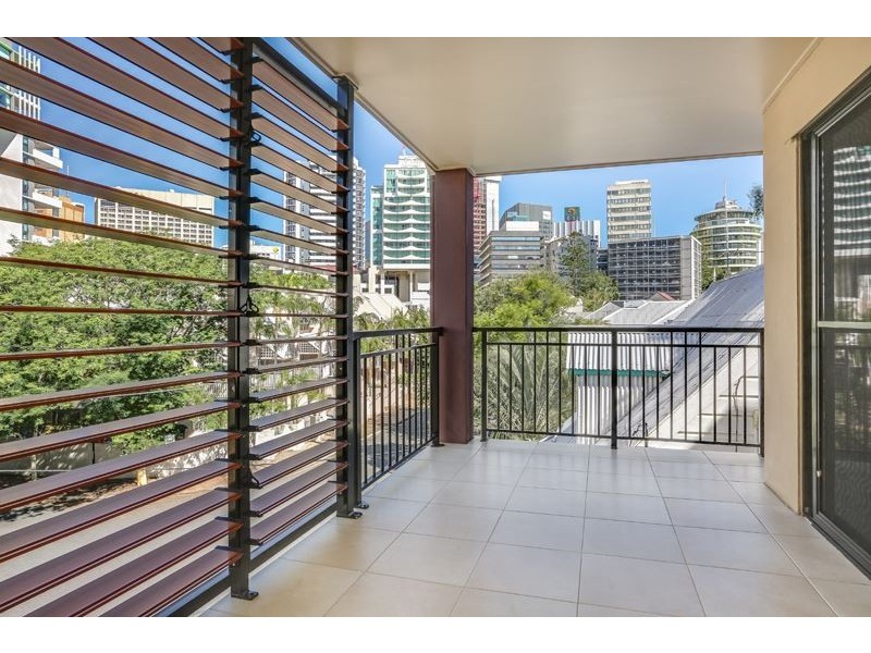 84 Berry Street, Spring Hill QLD 4000