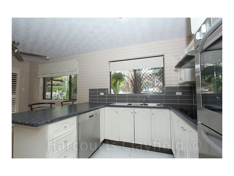 2/74 Bellevue Tce, Clayfield QLD 4011