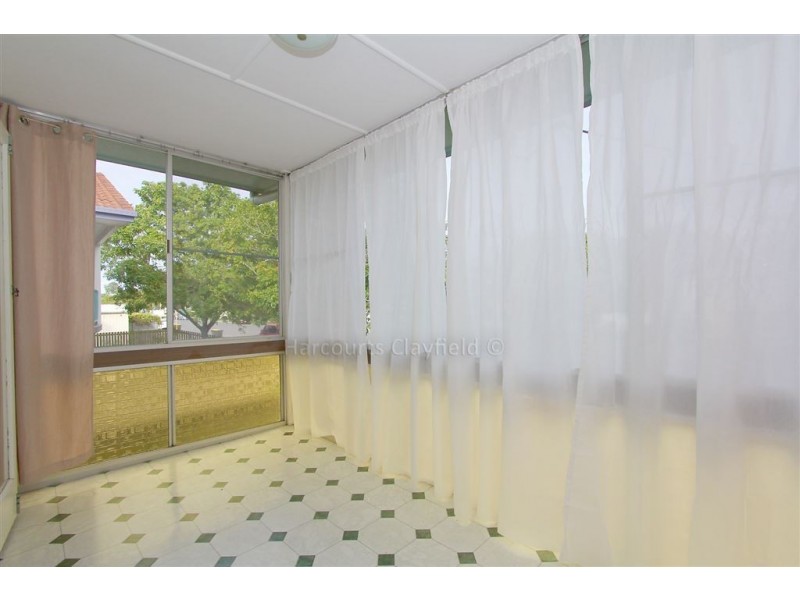 52 Noble St, Clayfield QLD 4011