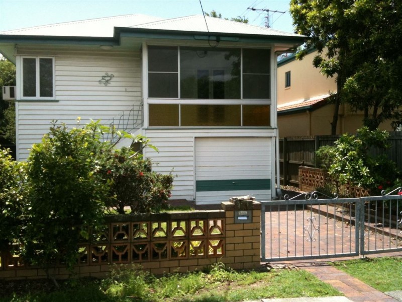 52 Noble St, Clayfield QLD 4011