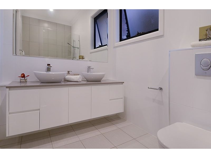 65 Barlow Street, Clayfield QLD 4011