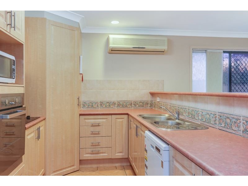 16 Cosby Place, Mcdowall QLD 4053