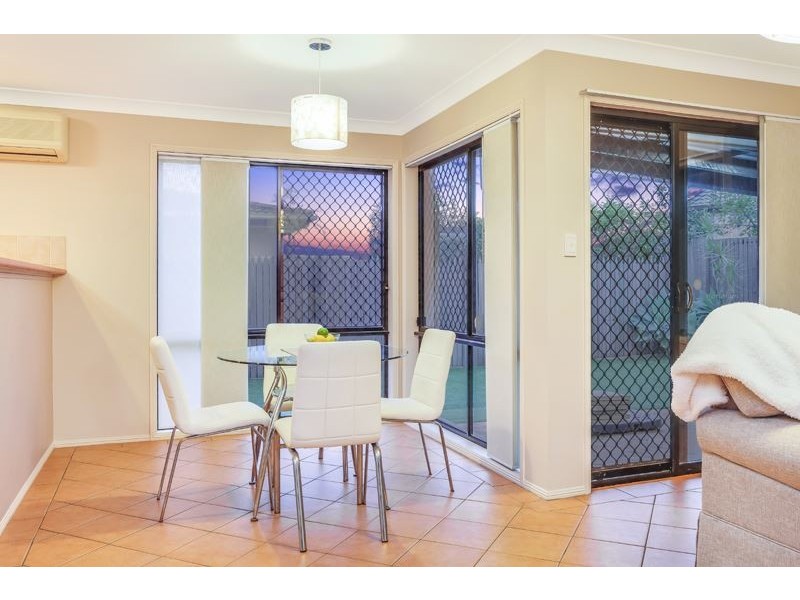 16 Cosby Place, Mcdowall QLD 4053