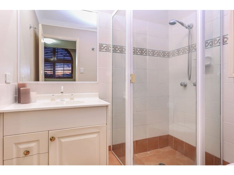 16 Cosby Place, Mcdowall QLD 4053