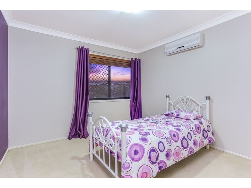 16 Cosby Place, Mcdowall QLD 4053