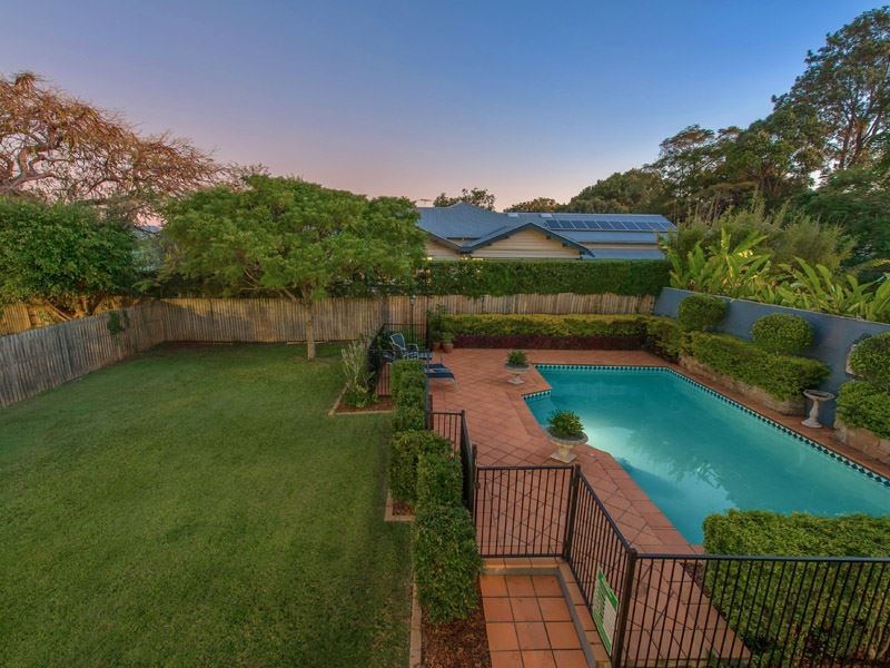 4 Derby Street, Hendra QLD 4011