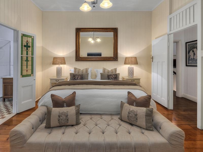 4 Derby Street, Hendra QLD 4011