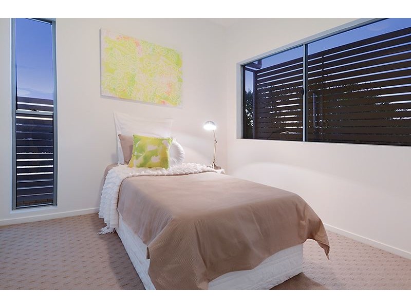 25 Highland Street, Gordon Park QLD 4031