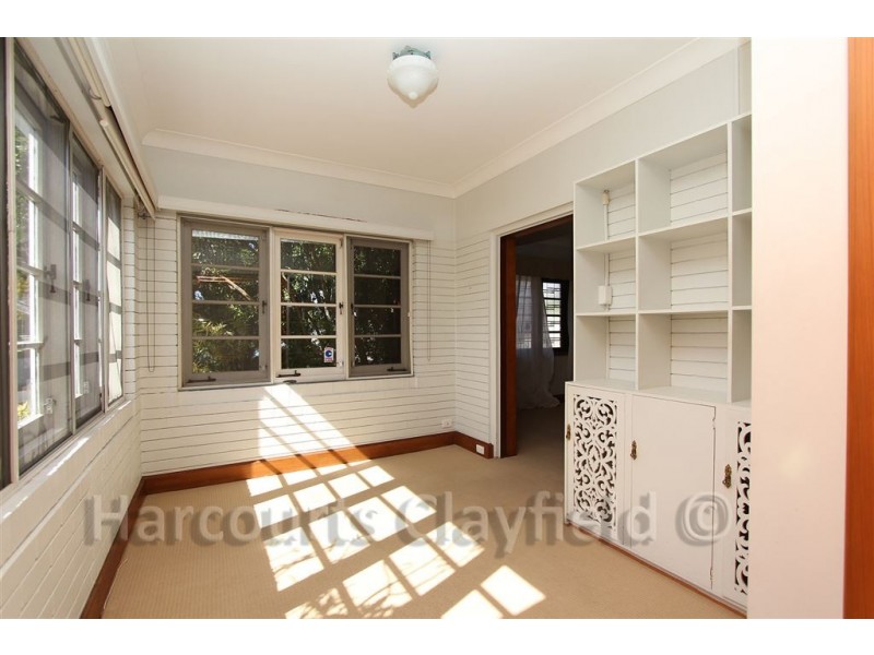 22 Liverpool Rd, Clayfield QLD 4011