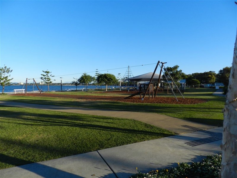 1 – 3/20 Lilla Street, Woody Point QLD 4019