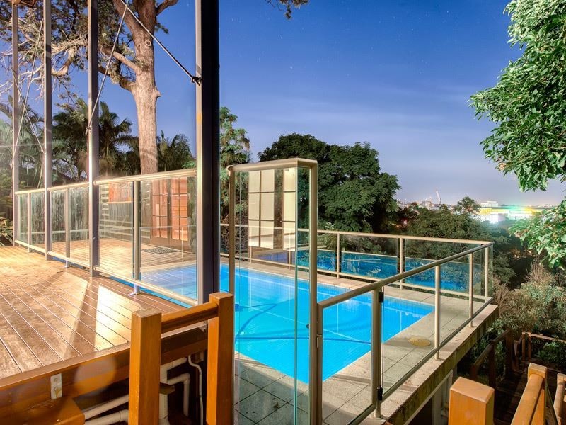 24 Cambridge Street, Red Hill QLD 4059