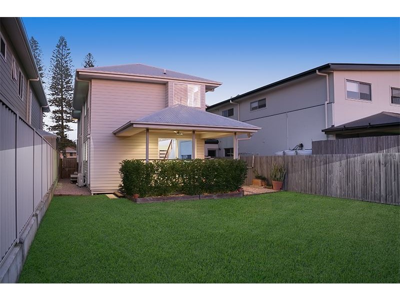 28 Ure Street, Hendra QLD 4011