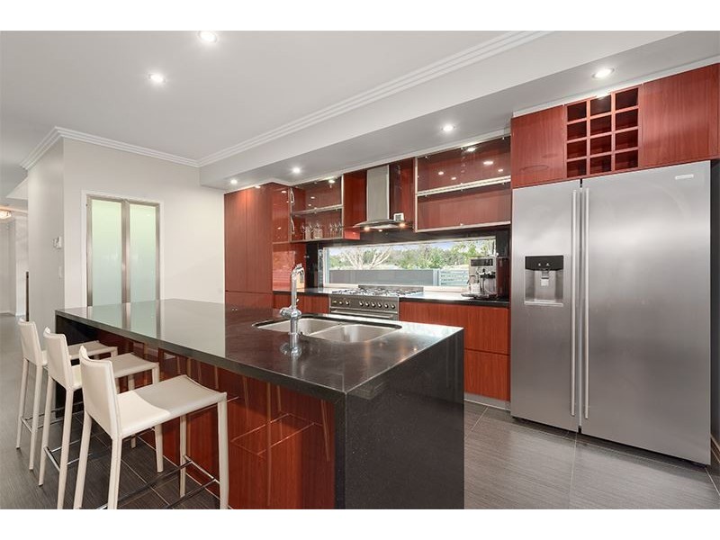 47 Hamilton Avenue, Hendra QLD 4011