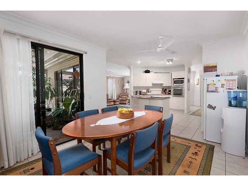 4 Calvary Crescent, Boondall QLD 4034