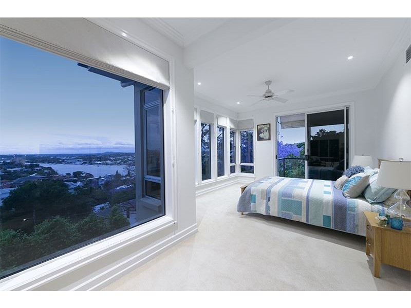 2 Langside Road, Hamilton QLD 4007