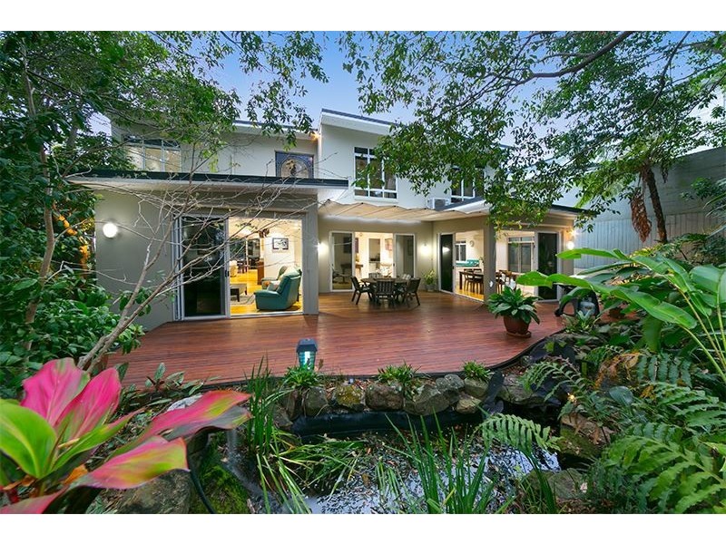 2 Langside Road, Hamilton QLD 4007