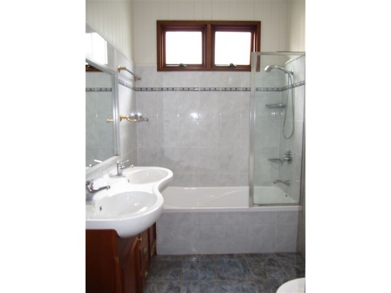 117 Albion Rd, Albion QLD 4010