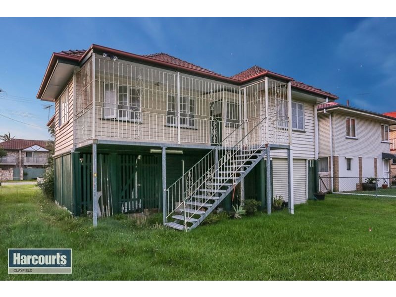 49 Nudgee Road, Hamilton QLD 4007
