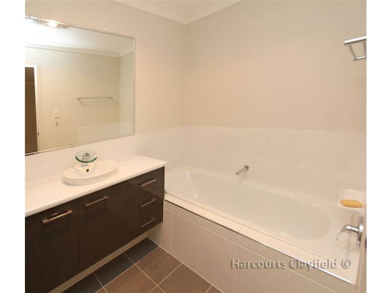 7 Girraween Lane, Fitzgibbon QLD 4018