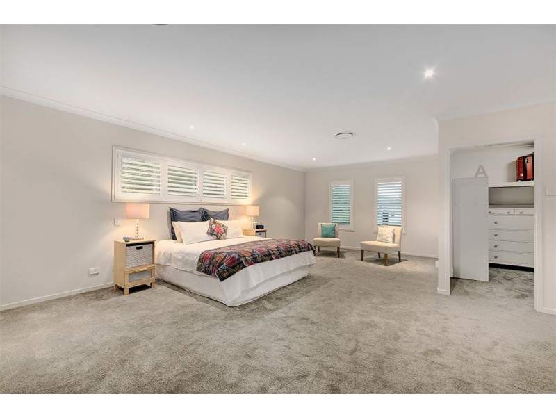 34 Raceview Avenue, Hendra QLD 4011