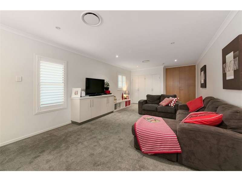 34 Raceview Avenue, Hendra QLD 4011