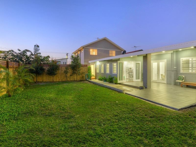 7 Hamilton Avenue, Hendra QLD 4011