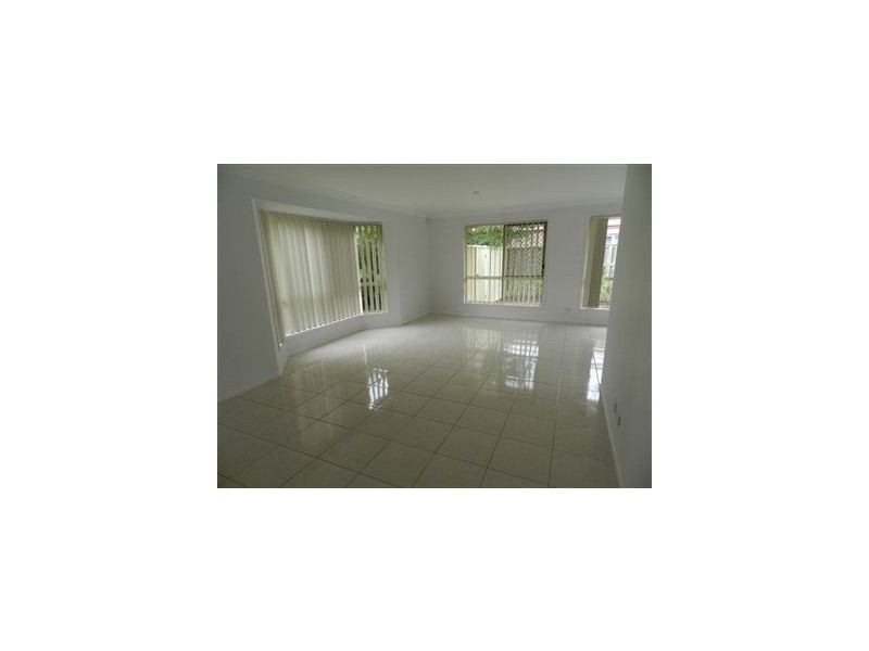 33 Johns Crescent, Boondall QLD 4034