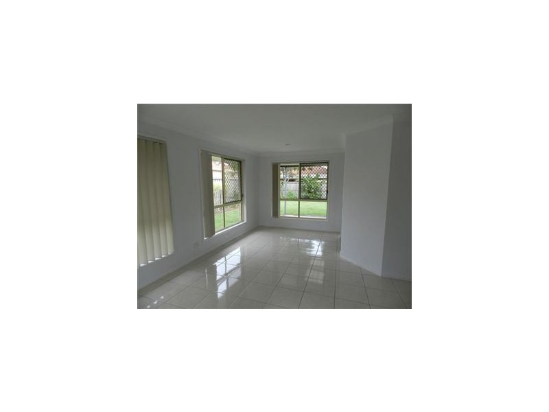 33 Johns Crescent, Boondall QLD 4034