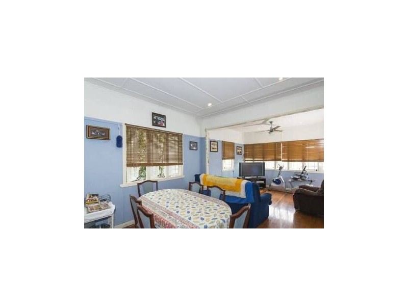 2 Dorames St, Hendra QLD 4011