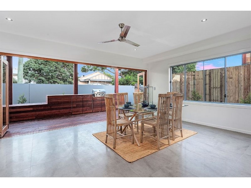 45 Webster Avenue, Hendra QLD 4011