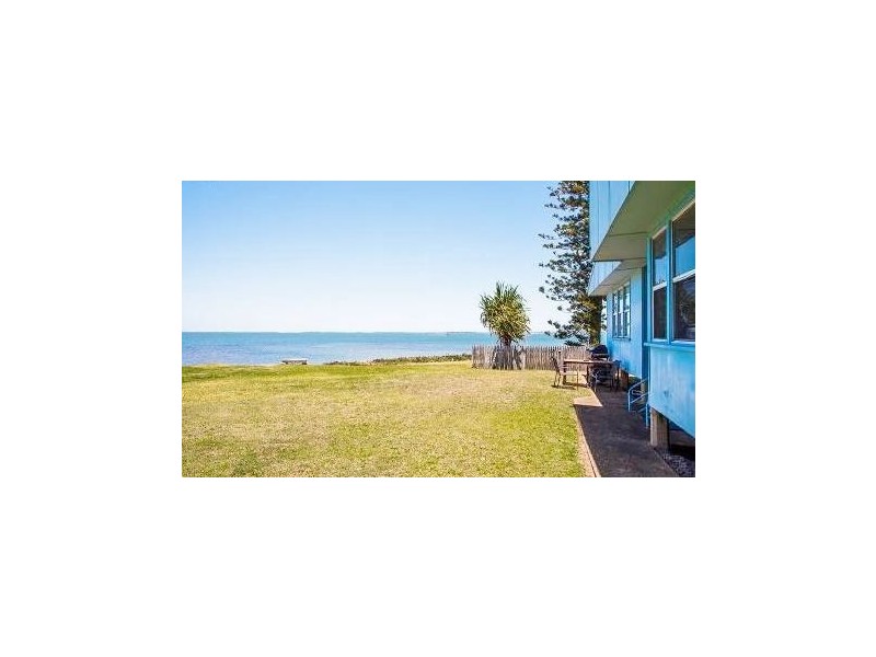 32 Woodcliffe Crescent, Woody Point QLD 4019