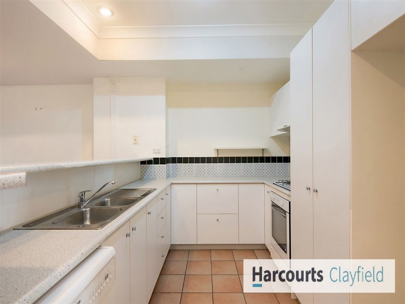 2/12 Wolseley Street, Clayfield QLD 4011