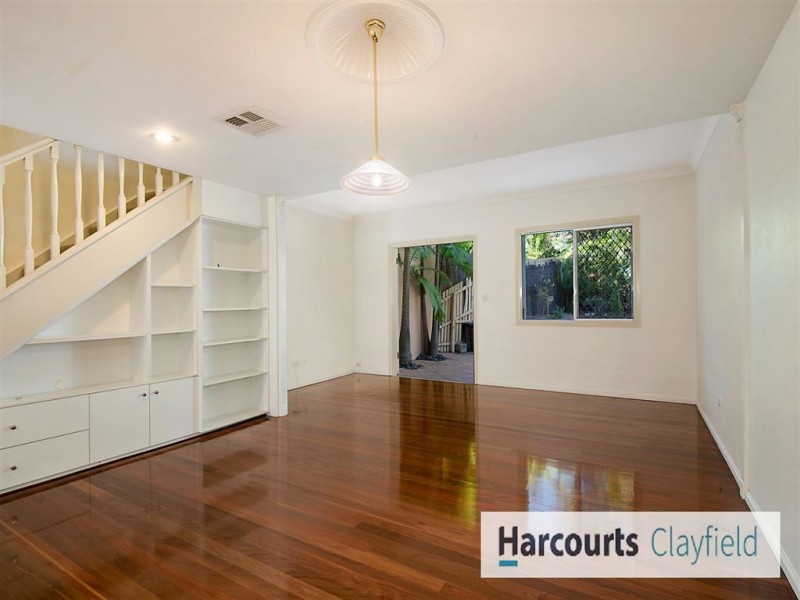 2/12 Wolseley Street, Clayfield QLD 4011
