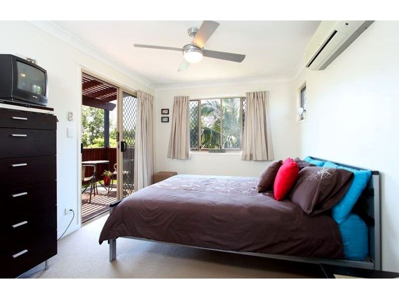 12 Aden St, Albion QLD 4010