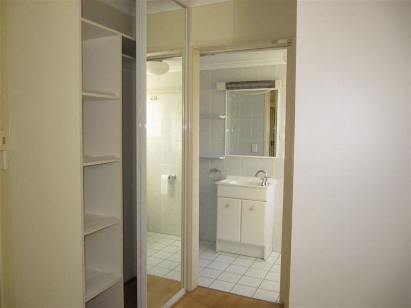 2/43 Camden St, Albion QLD 4010