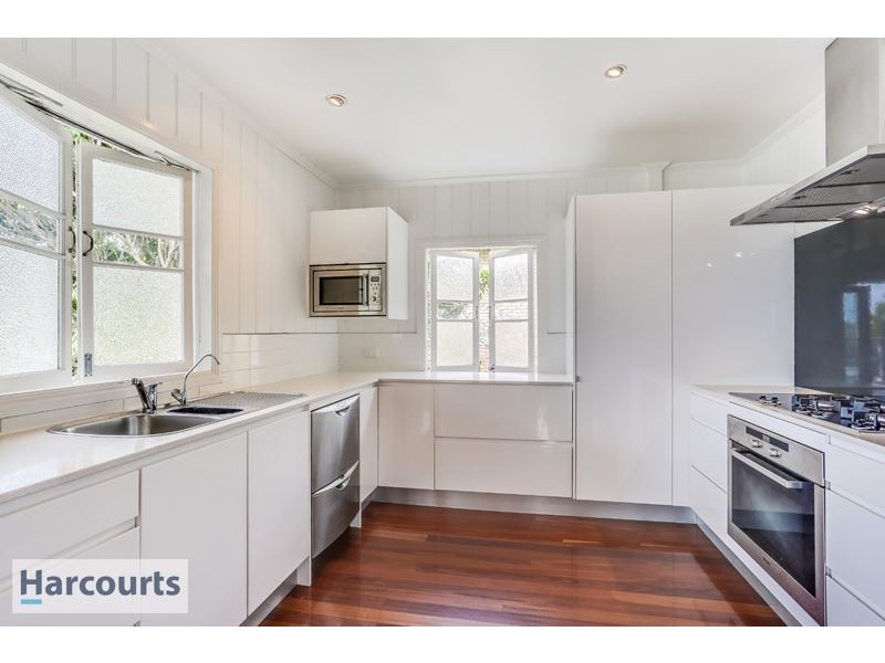 26 Seventh Avenue, Windsor QLD 4030