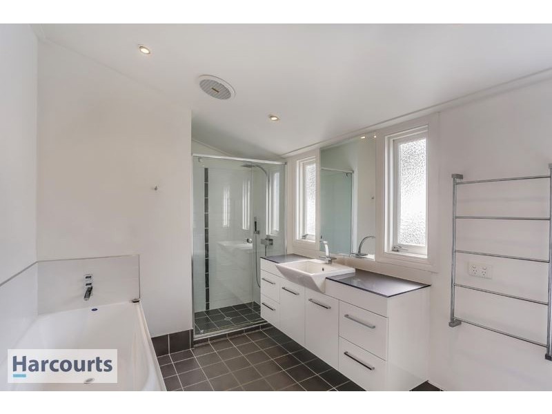 26 Seventh Avenue, Windsor QLD 4030