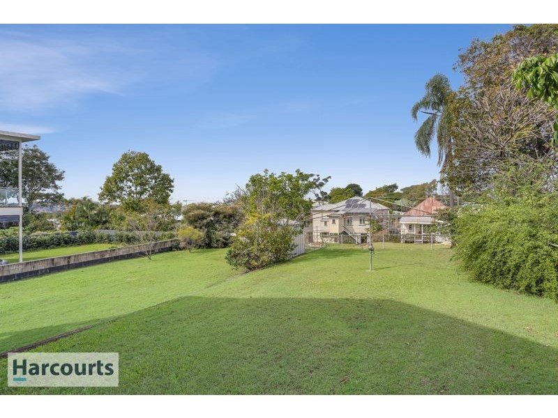 26 Seventh Avenue, Windsor QLD 4030